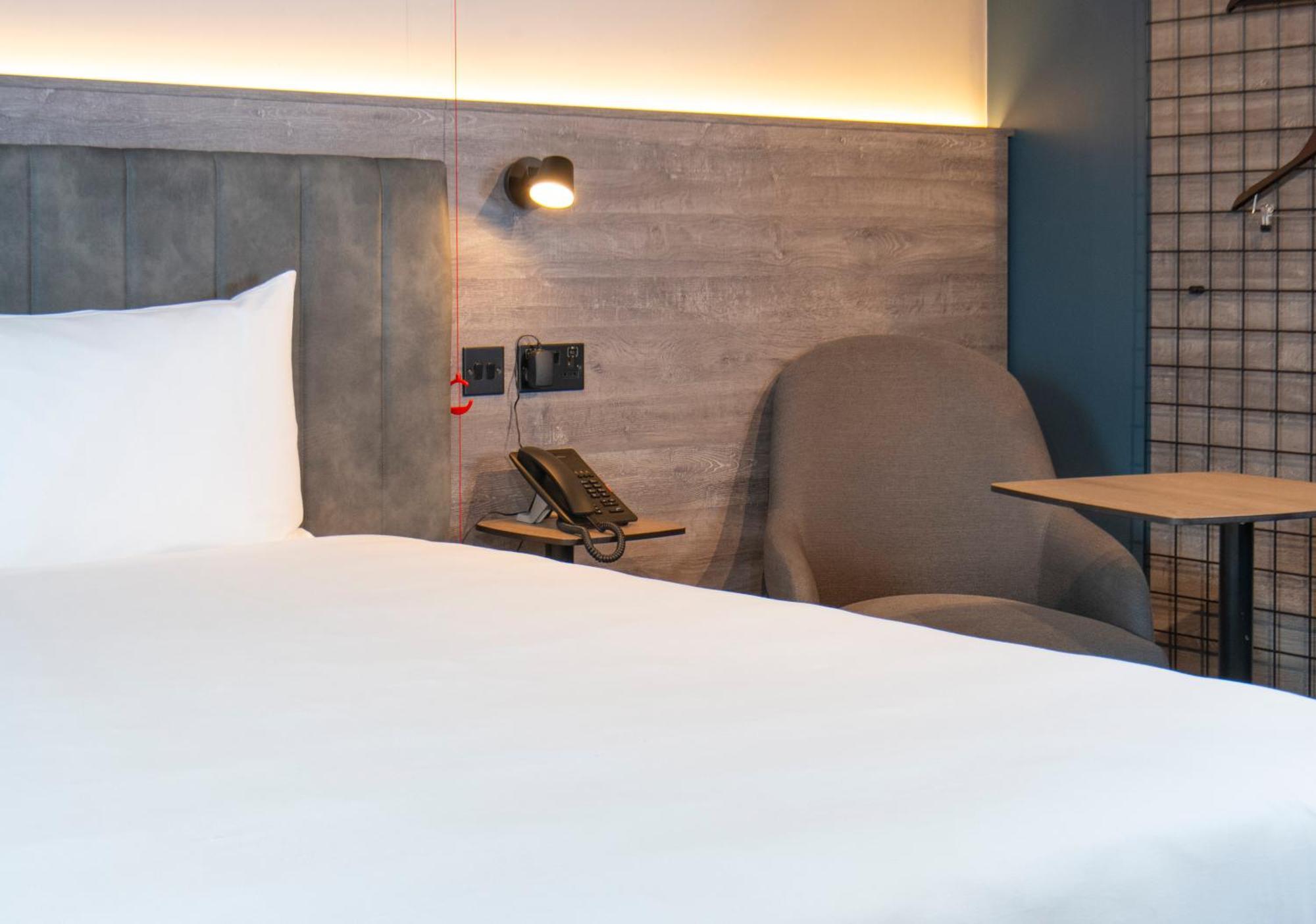 Ibis Styles London Gatwick Airport Hotel