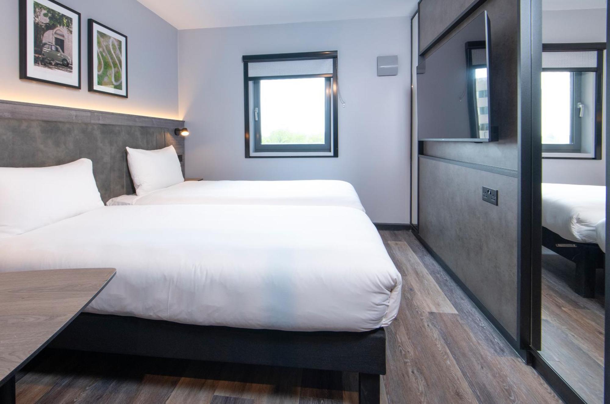 Ibis Styles London Gatwick Airport Hotel Crawley (West Sussex)